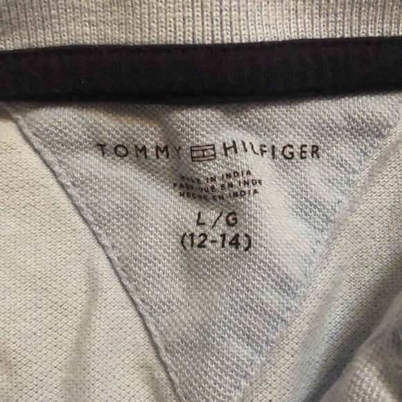 Boy’s Tommy Hilfiger short sleeve polo shirt, light blue with flag logo pattern. - Picture 3 of 5